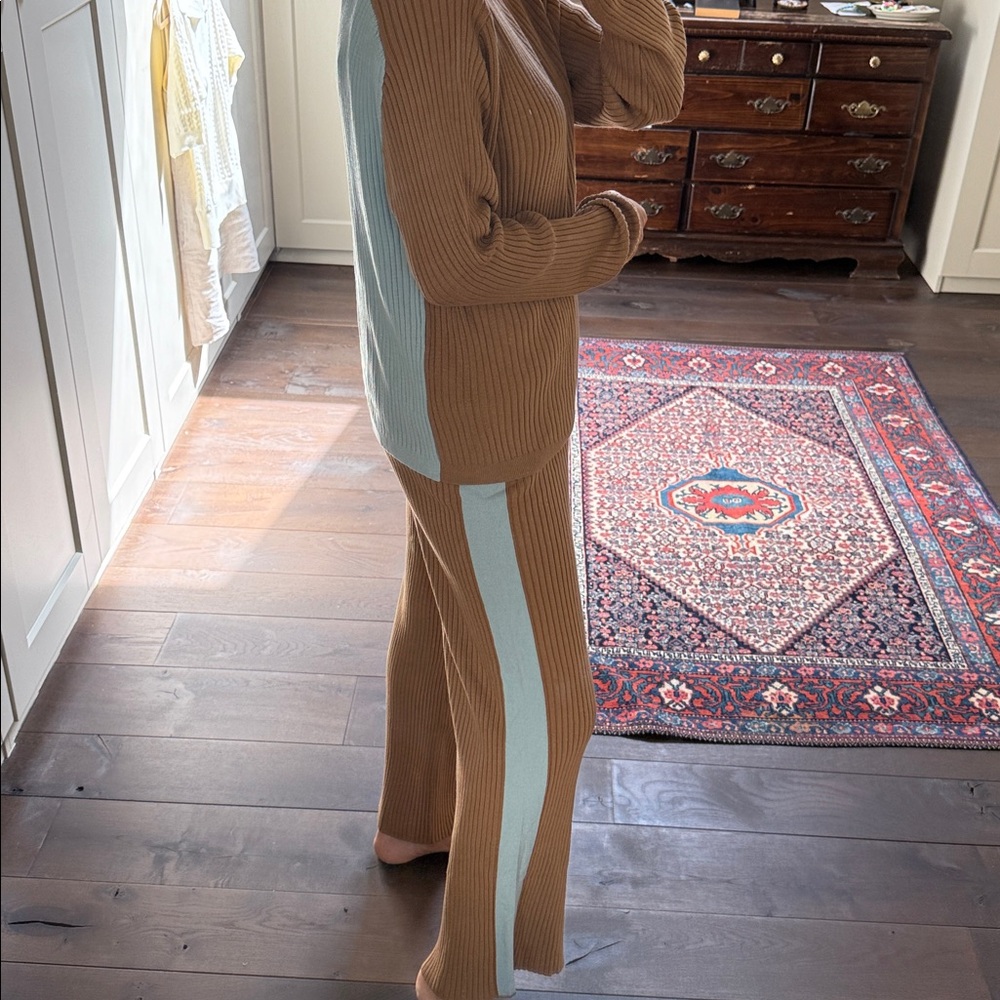 Ragdoll Camel and Blue Ribbed Knit Set - Picture 3 of 12